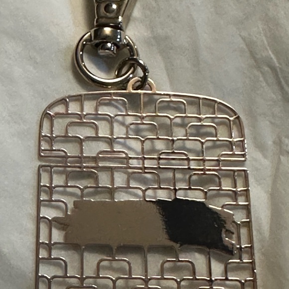 La Mer The Bag Charm Keychain Keyring Key Chain NEW - Picture 4 of 7